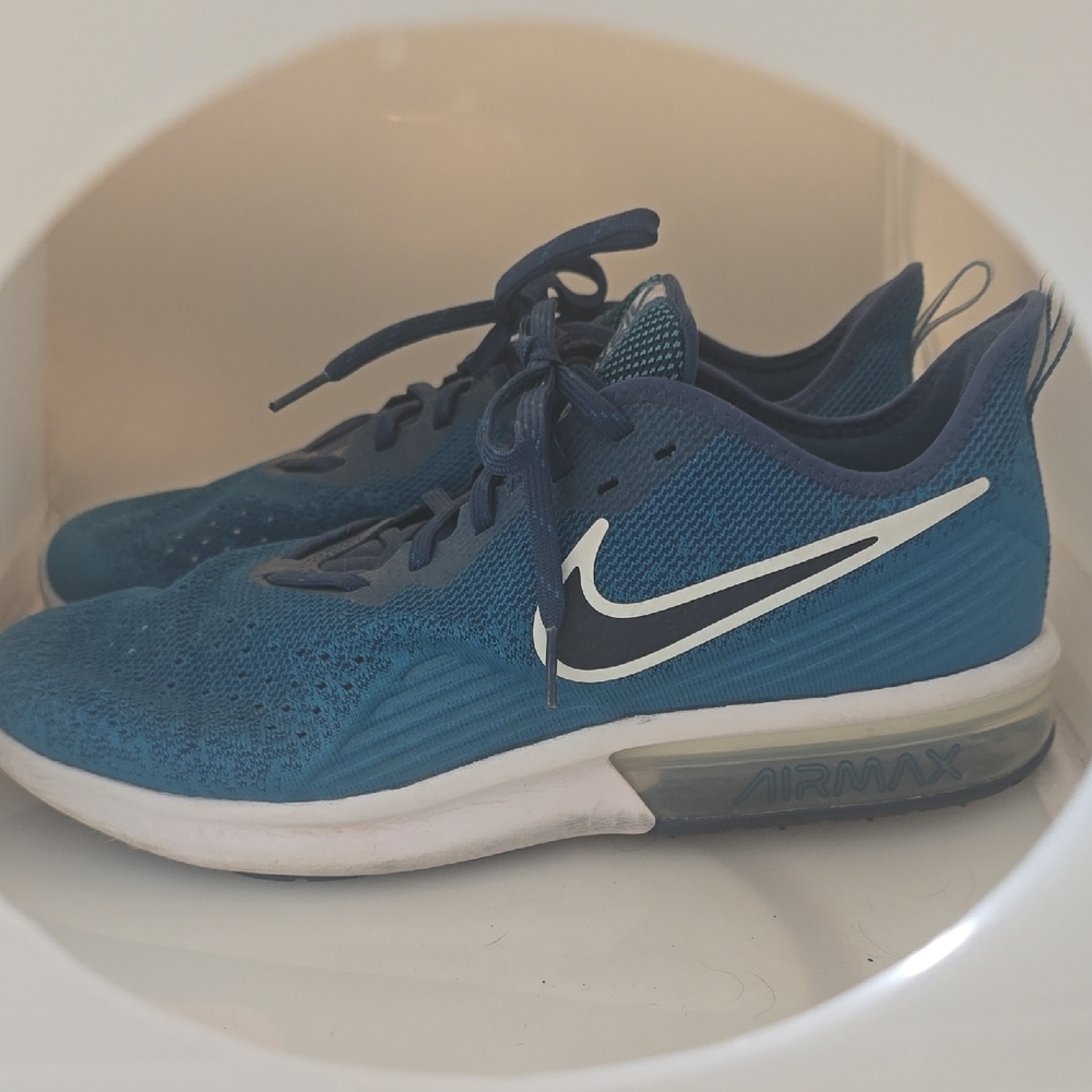 Nike Air Max Teal and White Sneakers